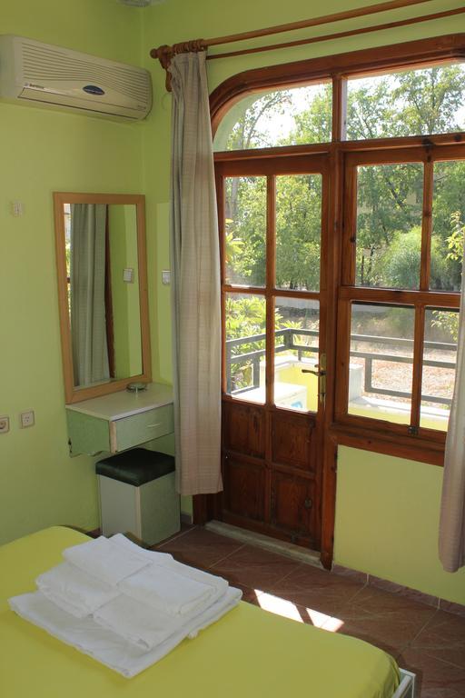 Flora Hotel Koycegiz  Room photo